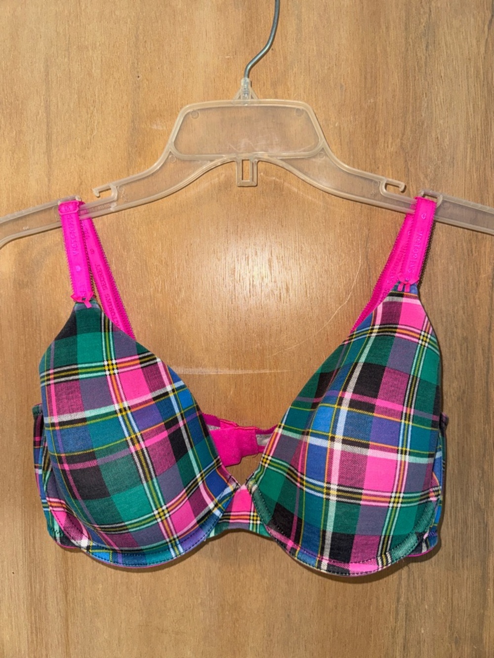 Victoria's Secret Lightly Lined Plaid Underwire Bra 34D?